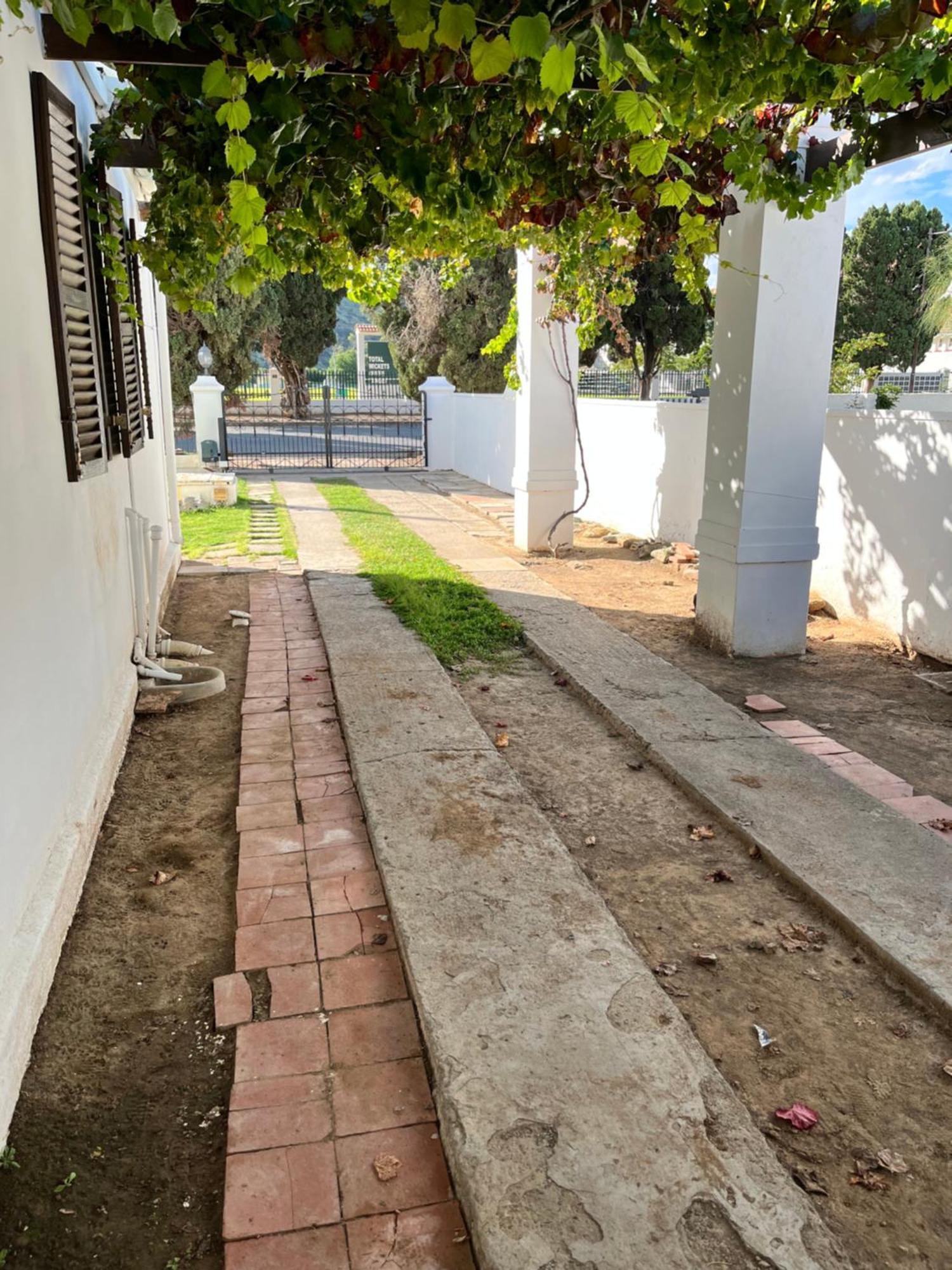 Toni'S Cottage Graaff Reinet Bagian luar foto