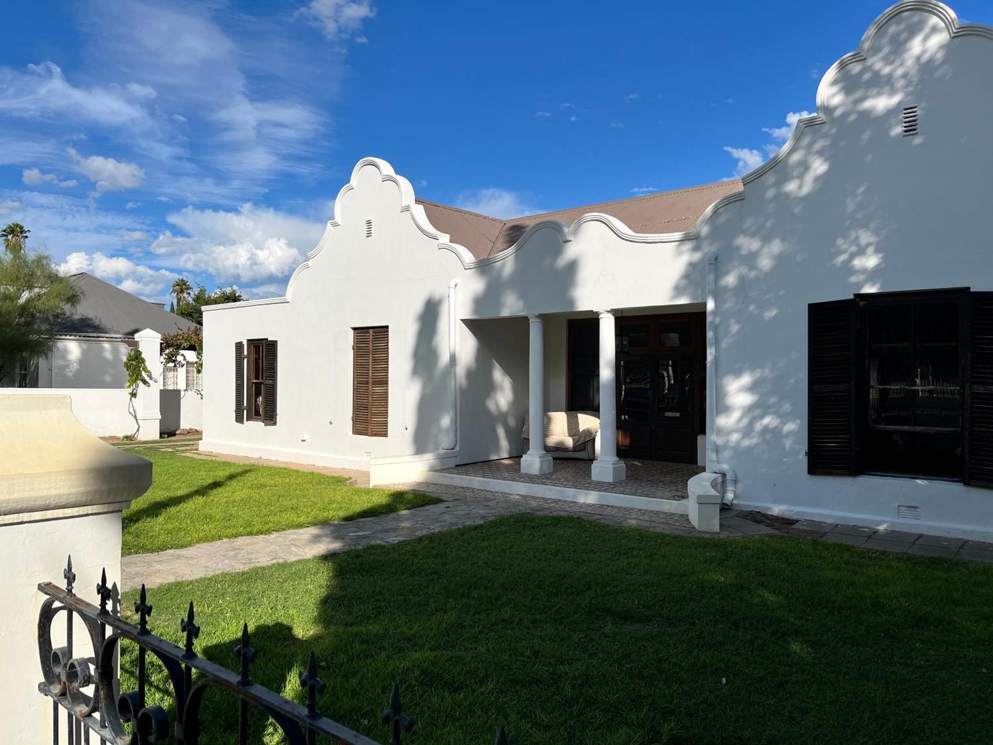 Toni'S Cottage Graaff Reinet Bagian luar foto
