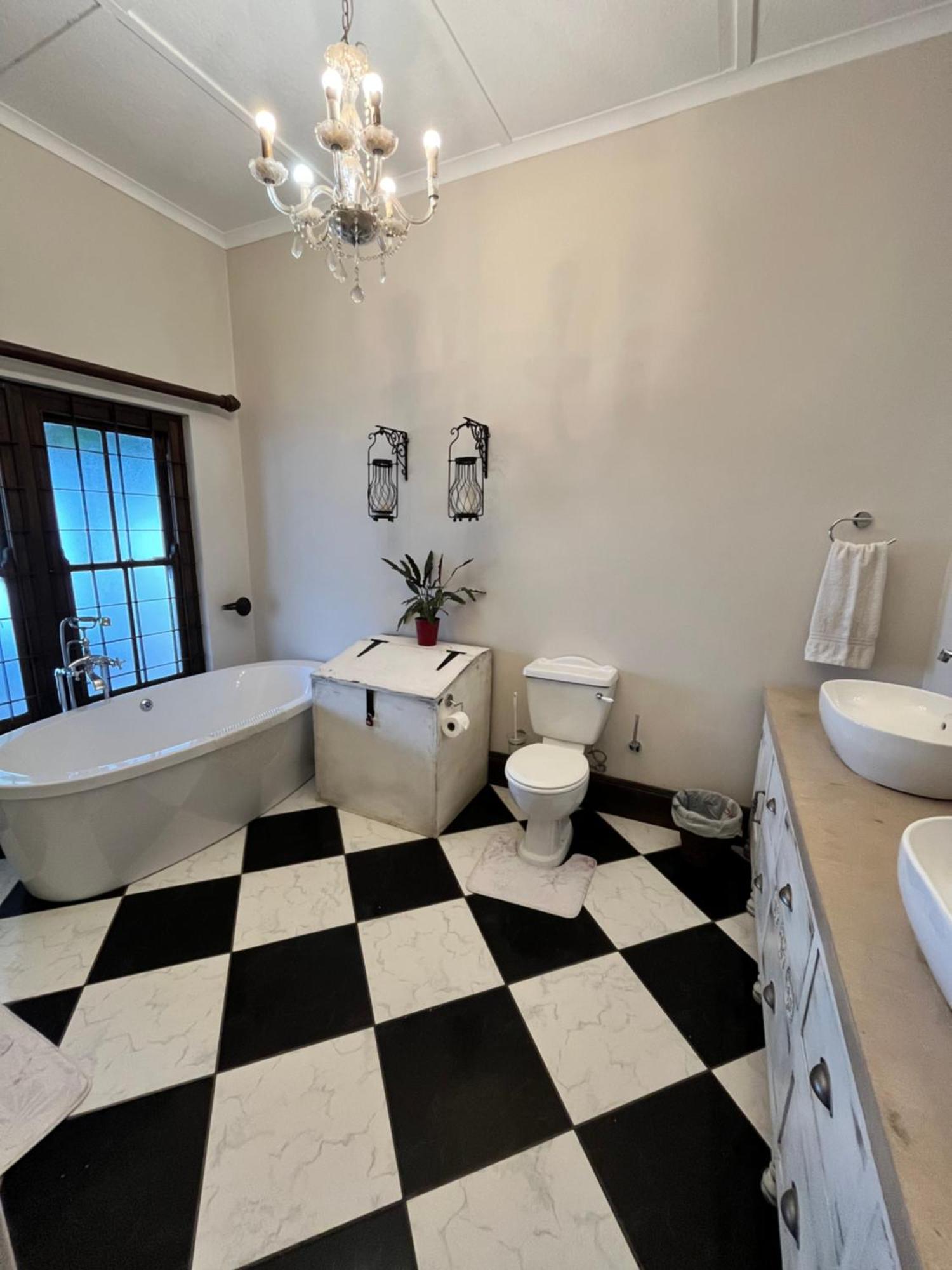 Toni'S Cottage Graaff Reinet Bagian luar foto